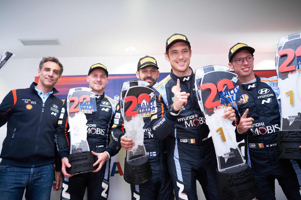 Hyundai Motorsport triunfa en el Rally de Italia 2