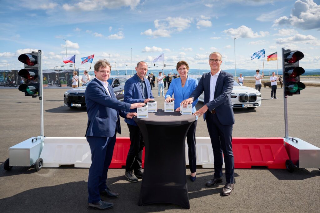 BMW inaugura pista de pruebas 1