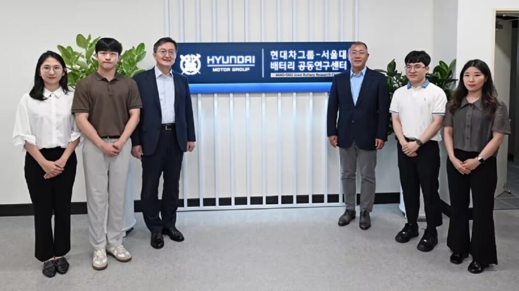 Hyundai inaugura Centro Investigación 0