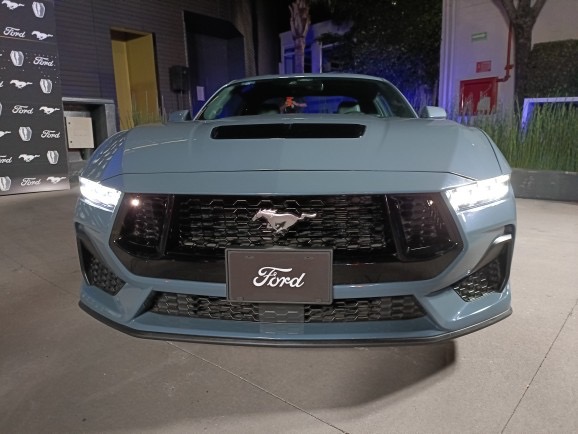 Ford Mustang 2024 0