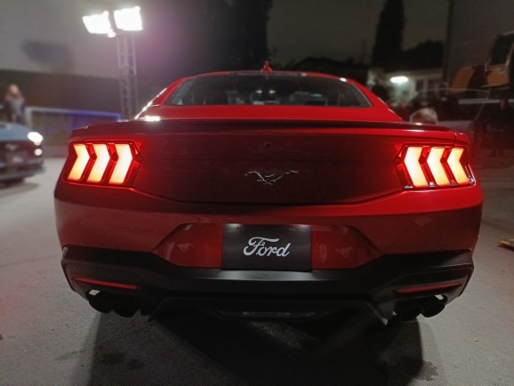 Ford Mustang 2024 5