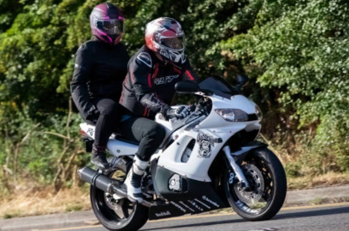 Poder sobre dos ruedas: La motocicleta R6 Yamaha