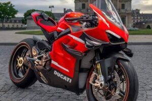 Ducati Panigale V4: las mejores y más potentes características