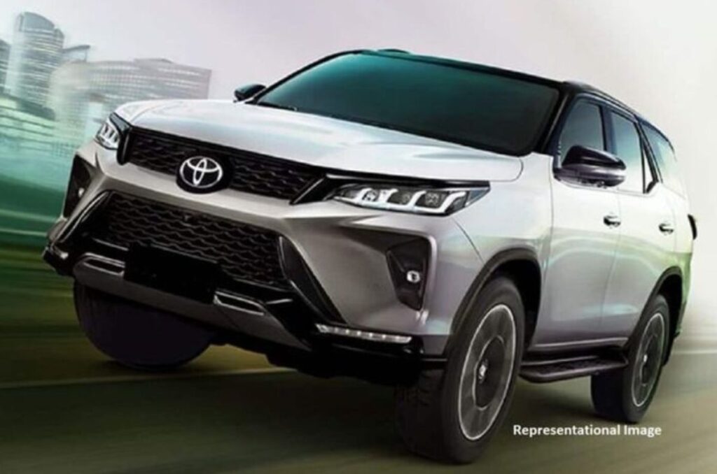 Toyota Fortuner 2023