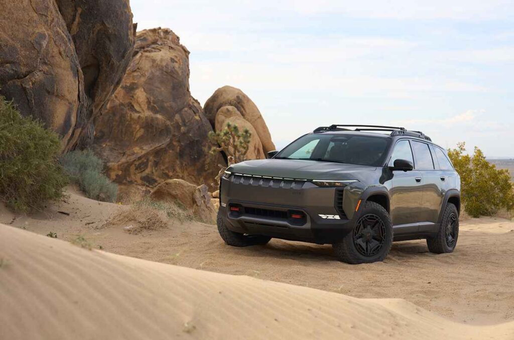 Jeep Wagoneer S Trailhawk Concept 0