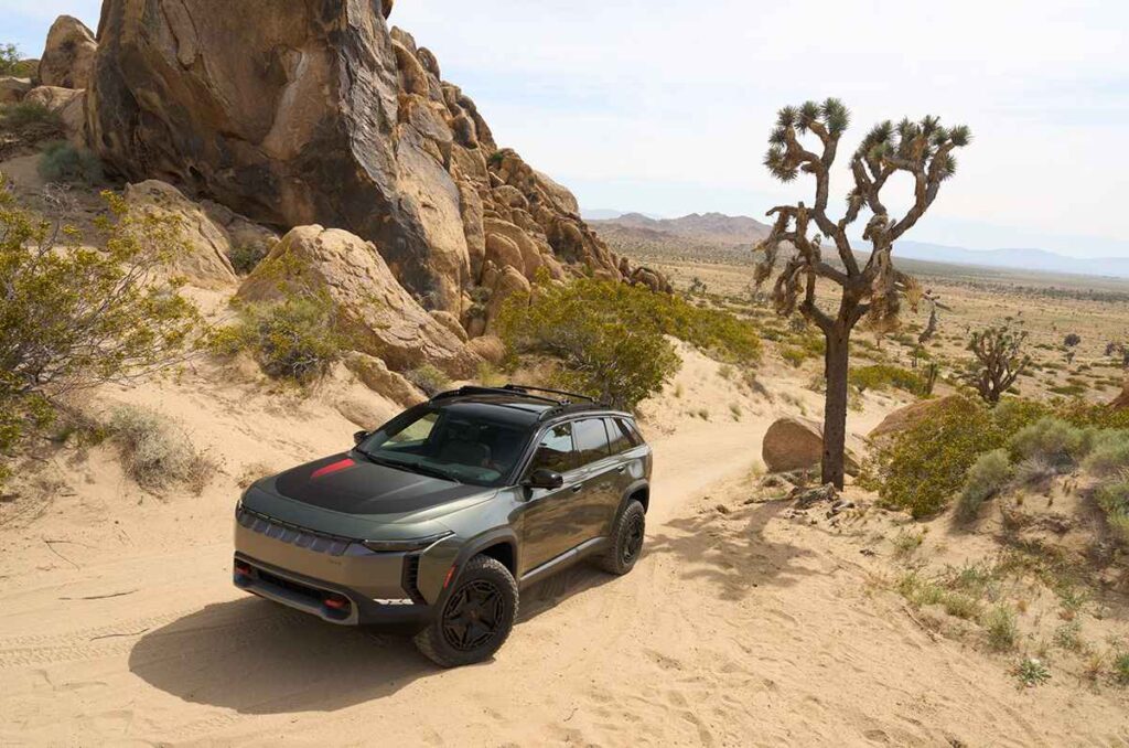 Jeep Wagoneer S Trailhawk Concept 2