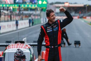 Kévin Estre y Porsche Consiguen Pole en Le Mans