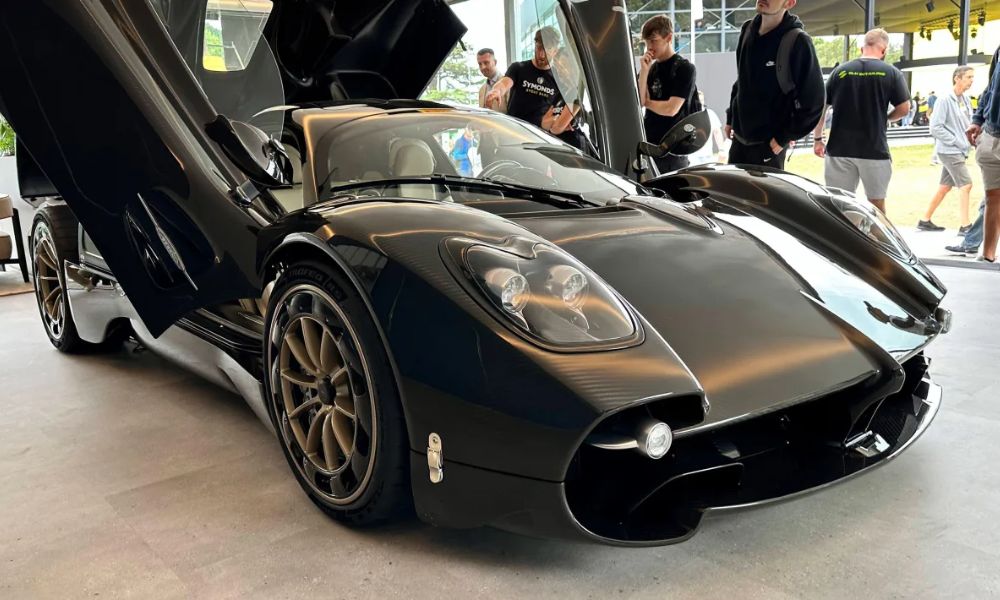 Pagani Utopia negro