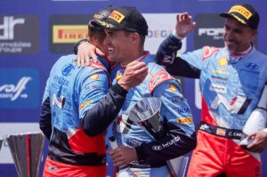 Hyundai gana en el Rally Cerdeña