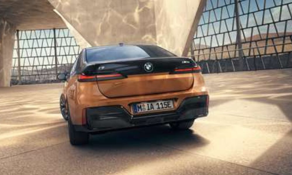 BMW i7 M 2025