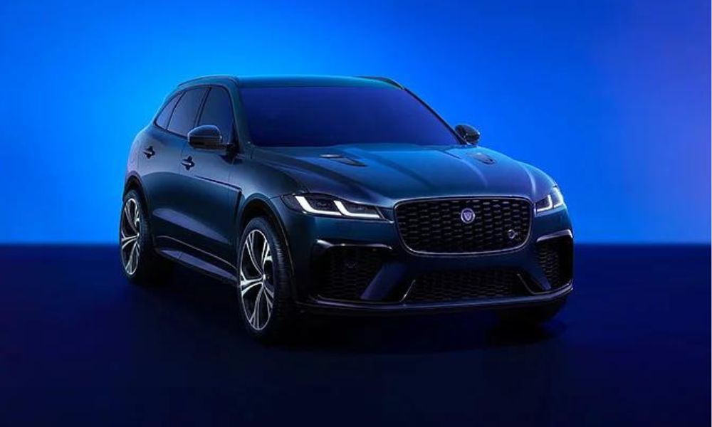 Jaguar F-PACE SVR