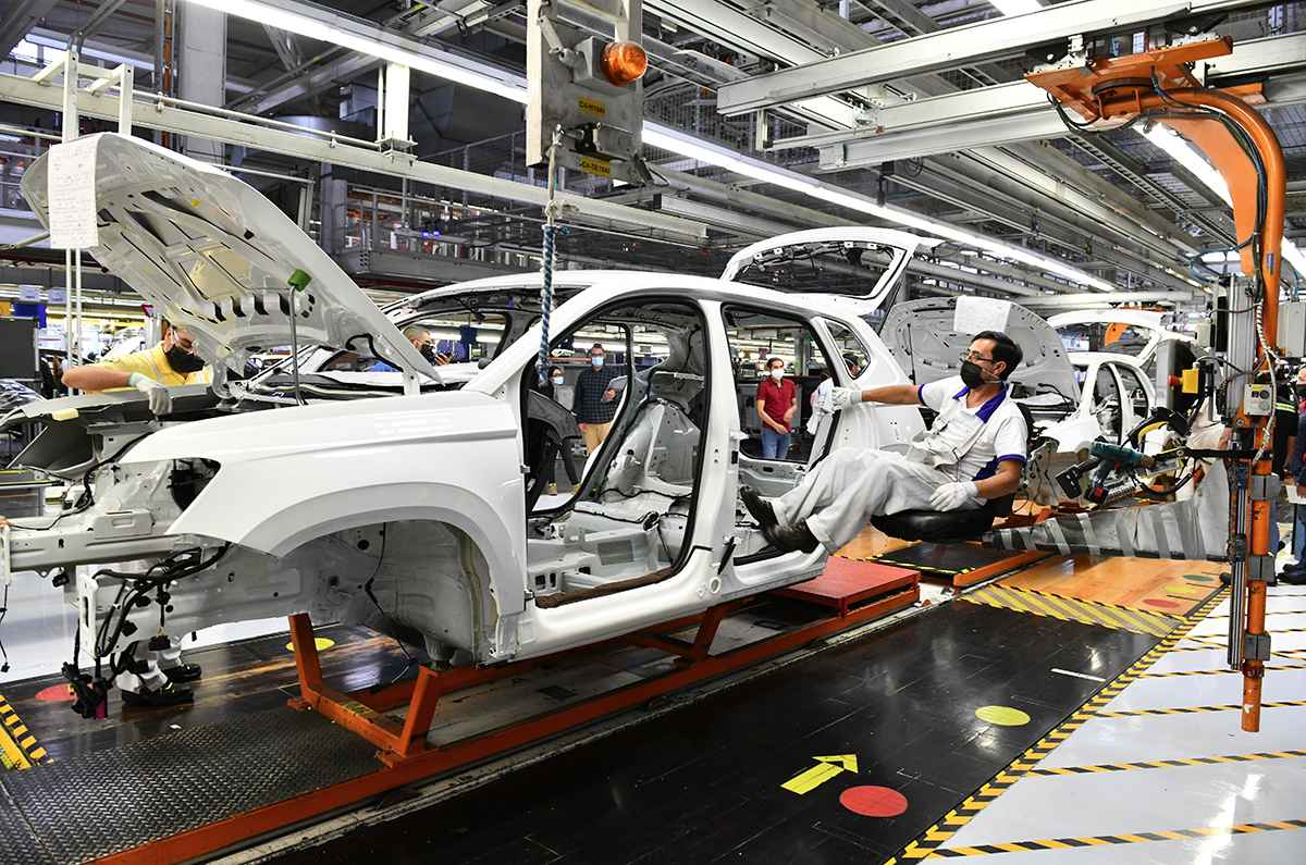 Volkswagen México Aumenta Producción
