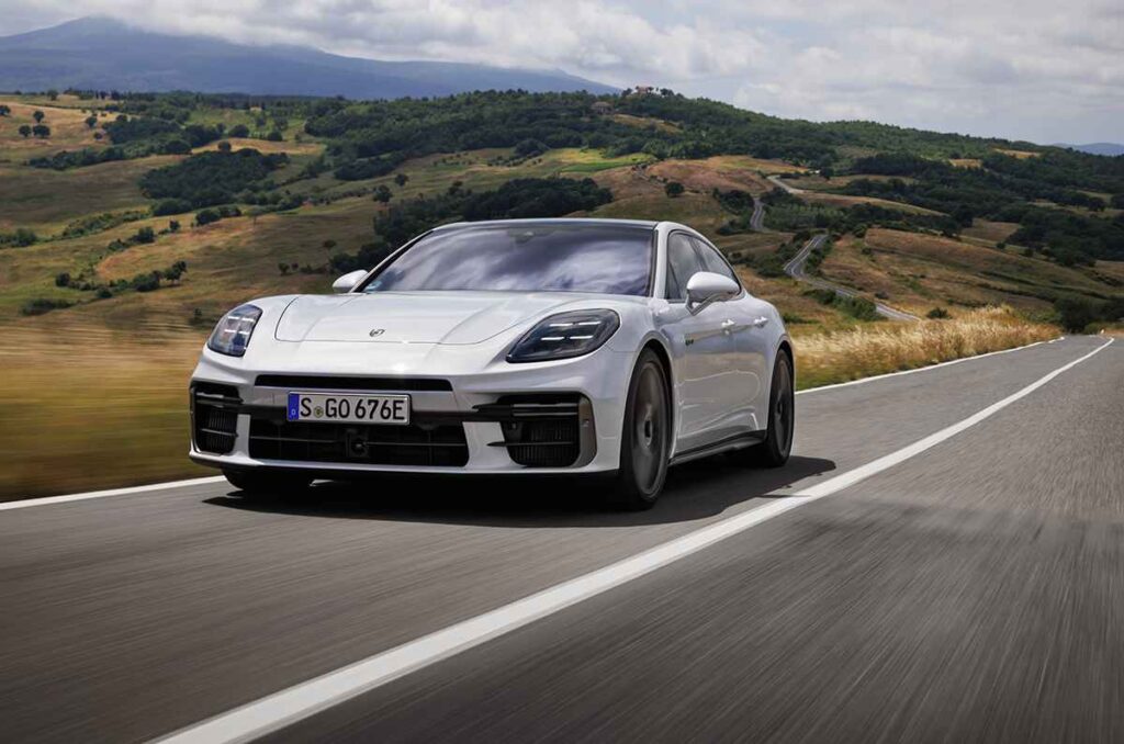 <strong>Panamera Turbo S E-Hybrid y Panamera GTS</strong> 2