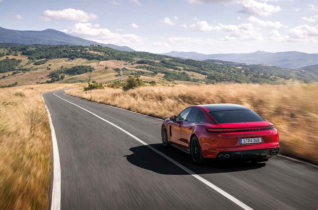 <strong>Panamera Turbo S E-Hybrid y Panamera GTS</strong> 1