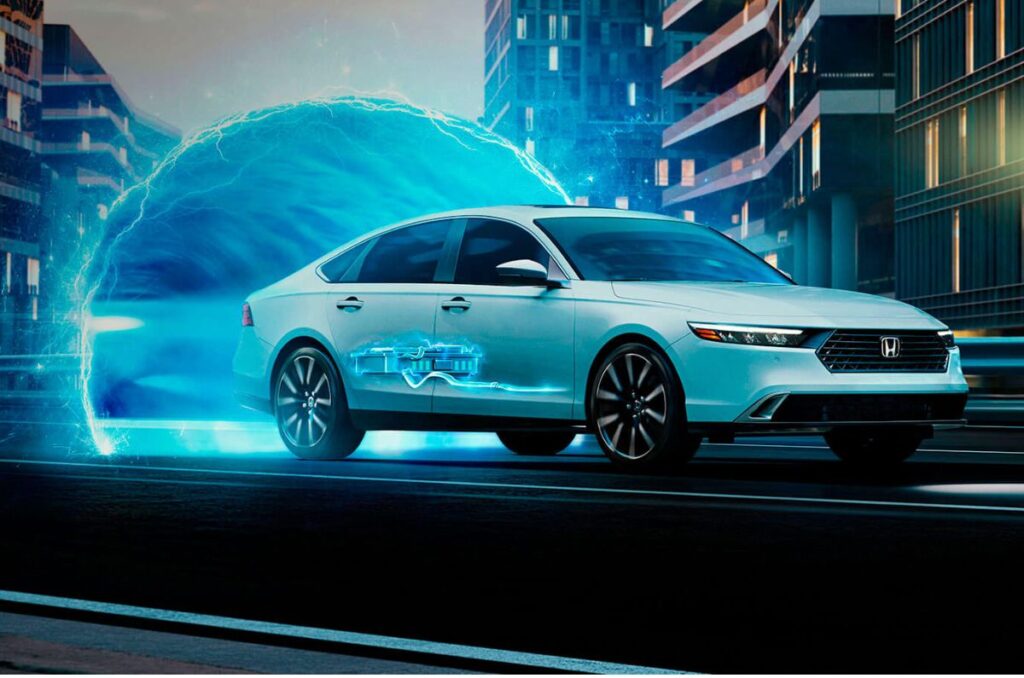 Accord Hybrid: El sedán confortable, versátil y ahorrador