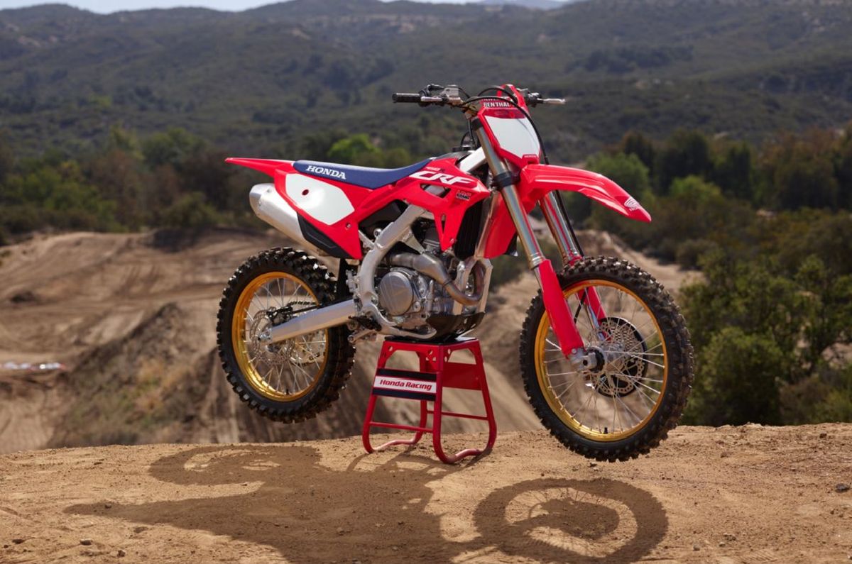 CRF450R: par mejorado para un rendimiento excepcional