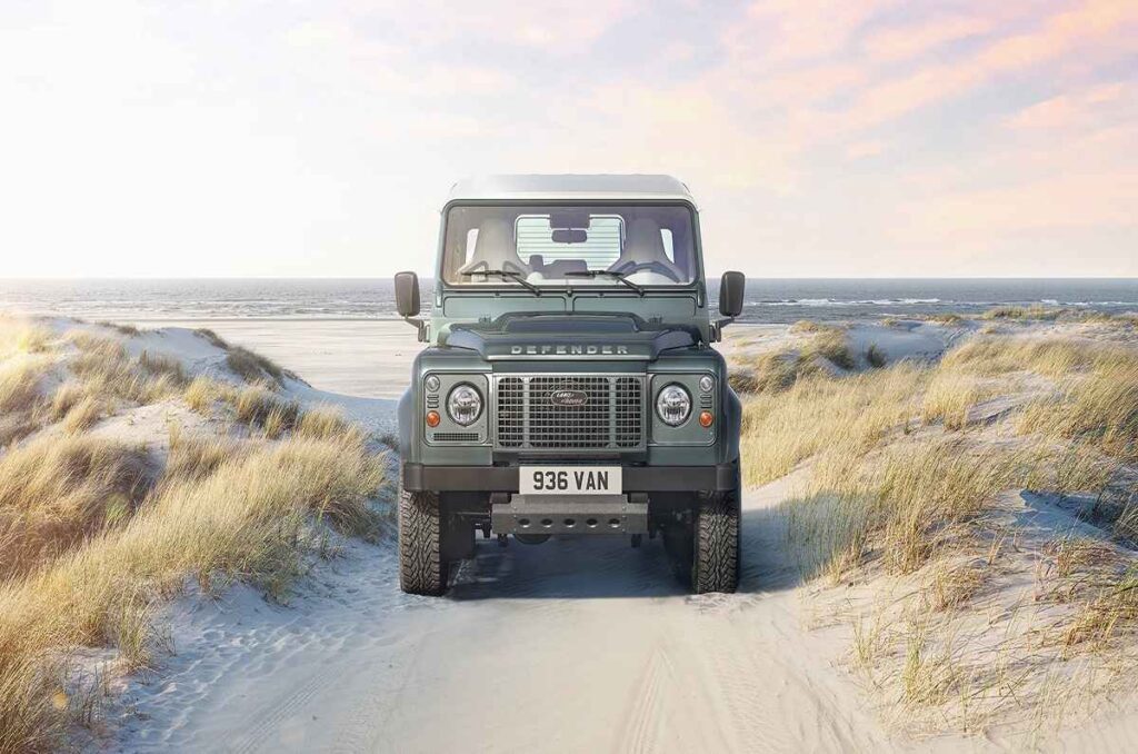 Defender V8 Classic de Works Bespoke 0