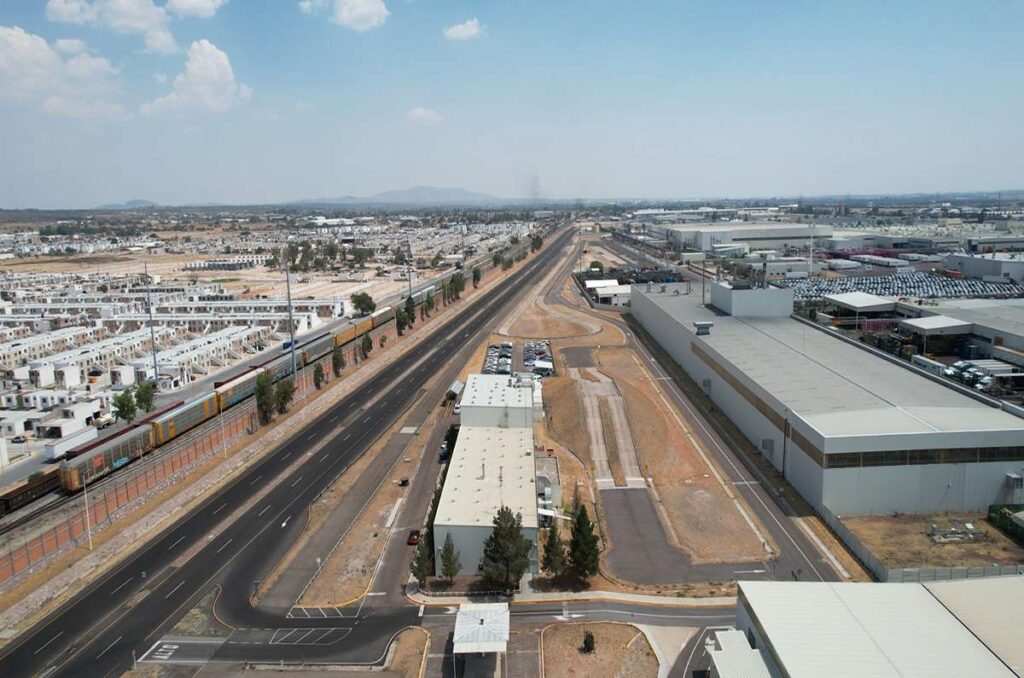 <strong>Nissan Technical Center México</strong> 0