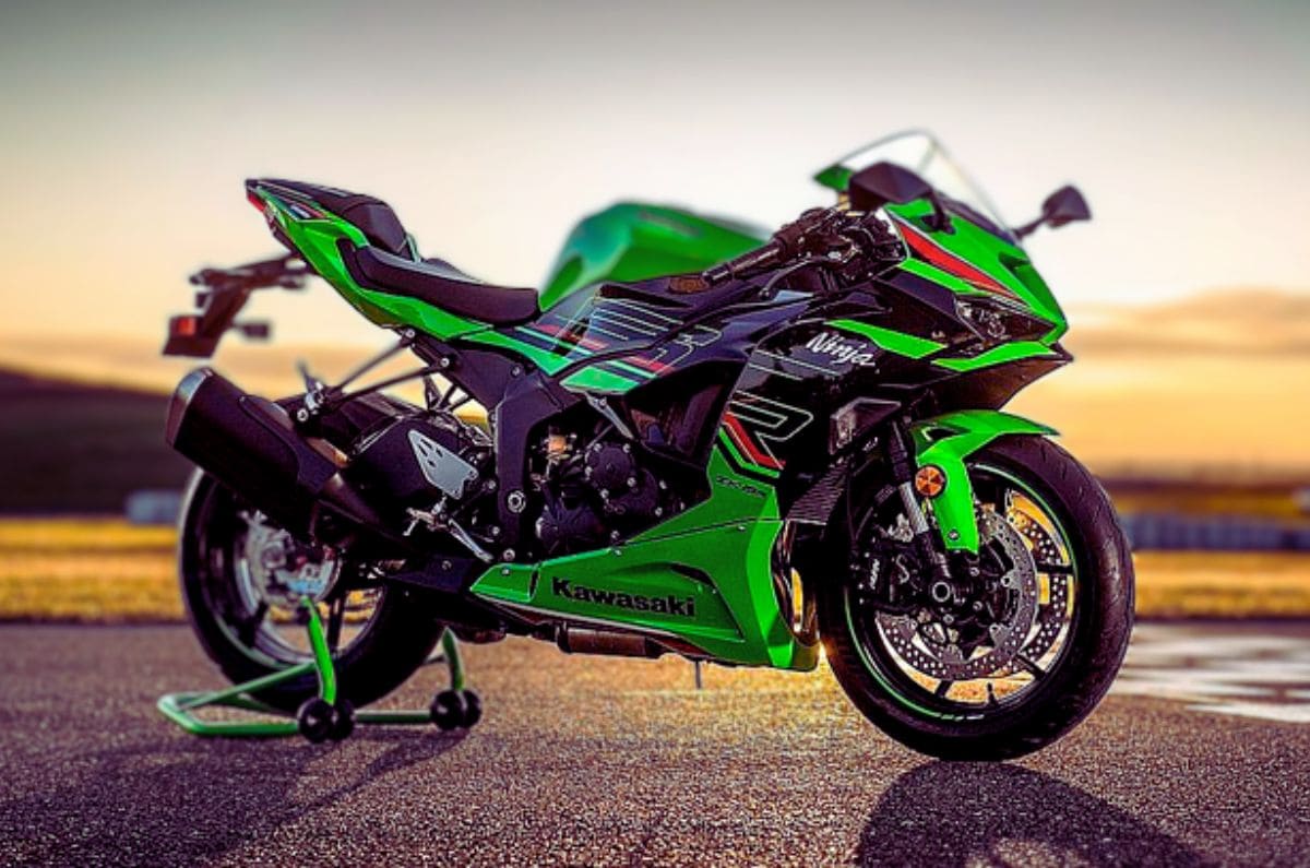 Ninja ZX-6R: Una máquina superdeportiva con velocidad y adrenalina