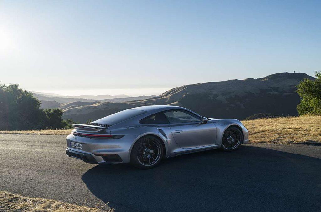 <strong>Porsche 911 Turbo 50 Años</strong> 2