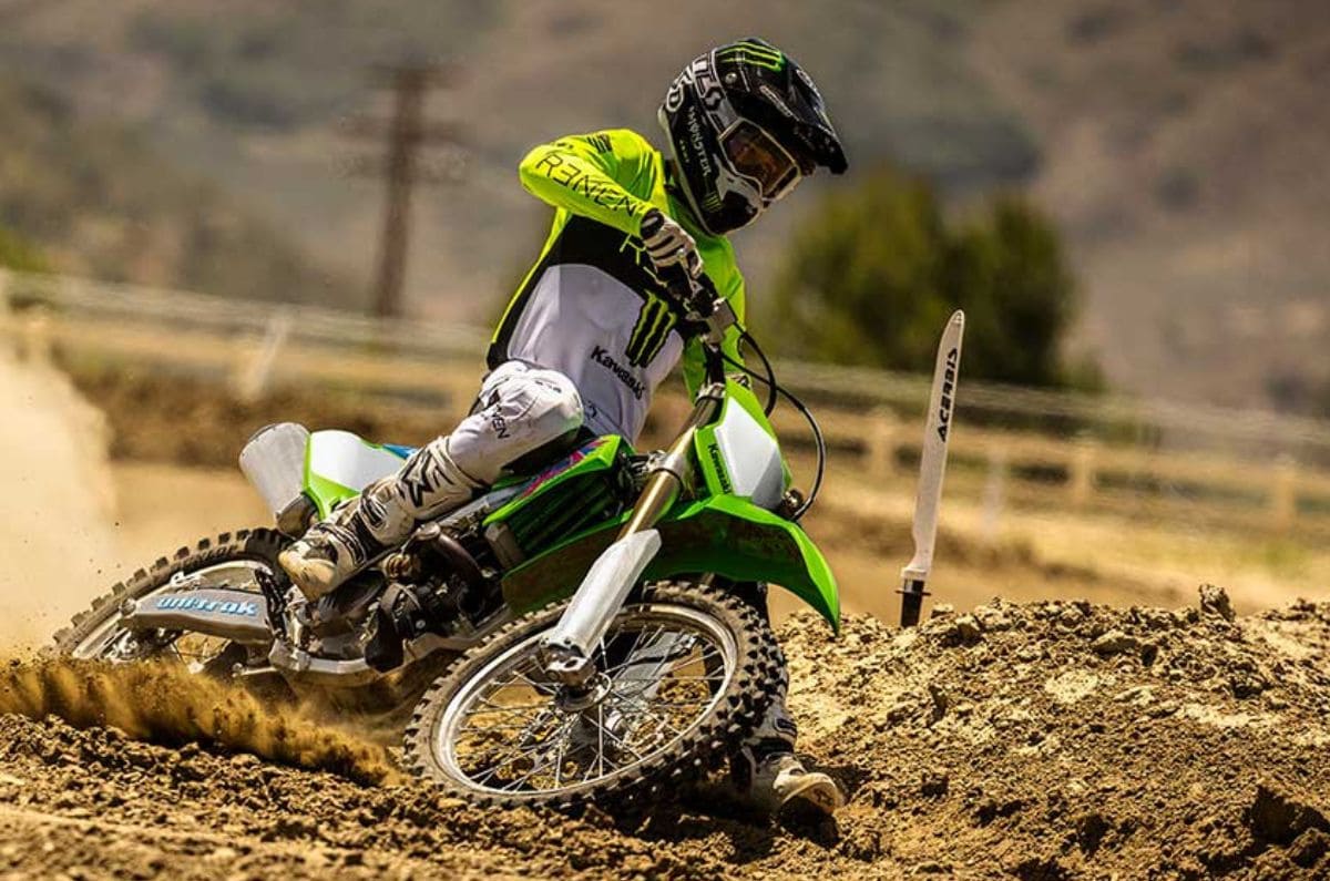 Las reinas del motocross: Estas son todas las motos Kawasaki KX