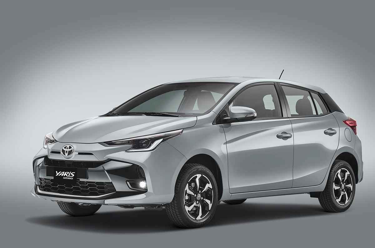 Toyota Yaris Sedán o Hachtback?