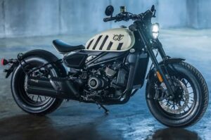 450CL-C Bobber: Estilo clásico y tecnología avanzada sobre dos ruedas