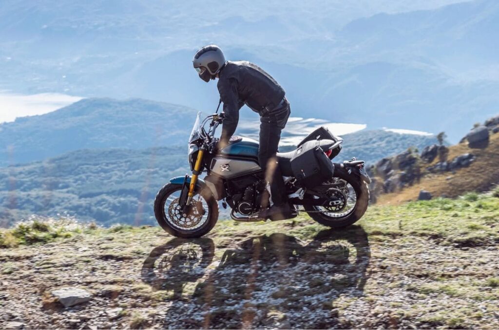 Moto classic scramble