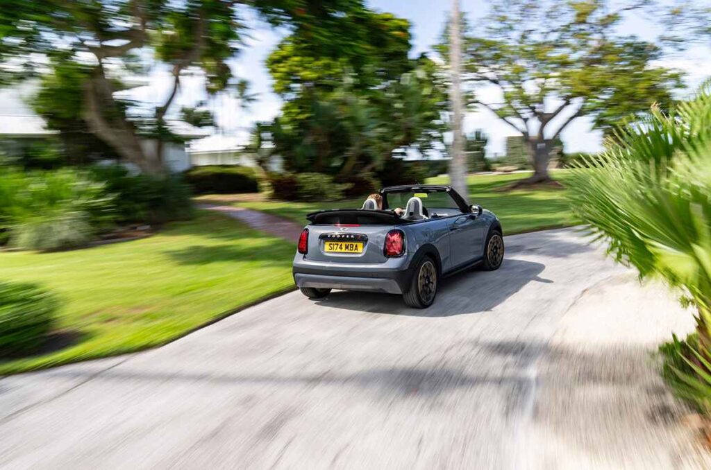 Nuevo MINI Cooper Convertible 1