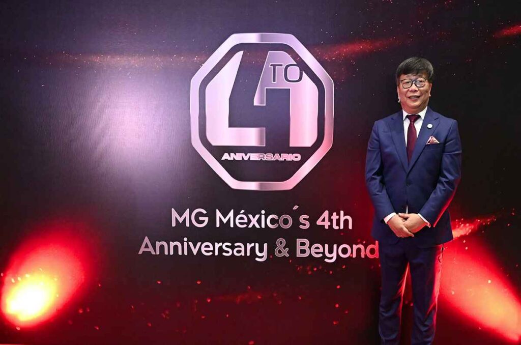 MG Cumple 4 Años en México 0