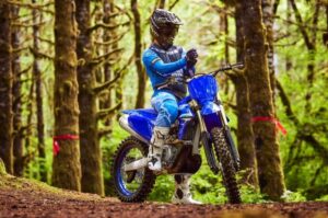 YZ450FX: La moto off-road de nivel superior para cualquier terreno