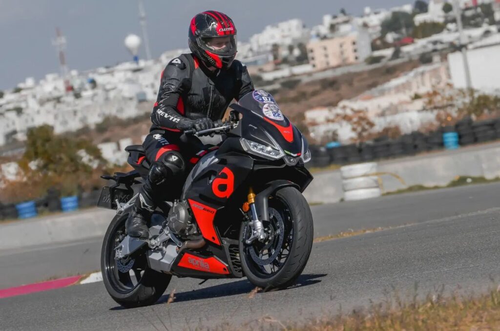 Motos Aprilia Racing