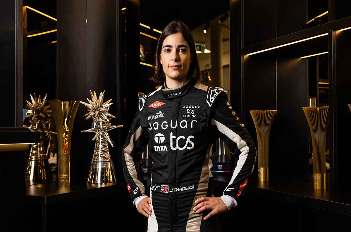 Jamie Chadwick en JAGUAR TCS RACING