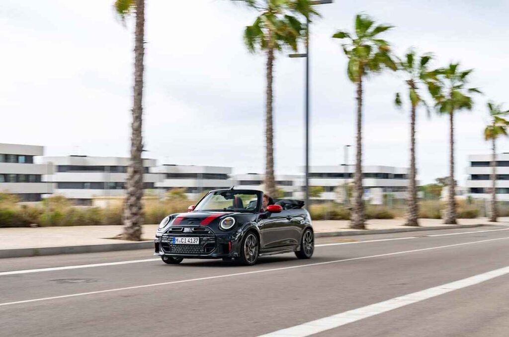 MINI Cooper Convertible llega a México 0