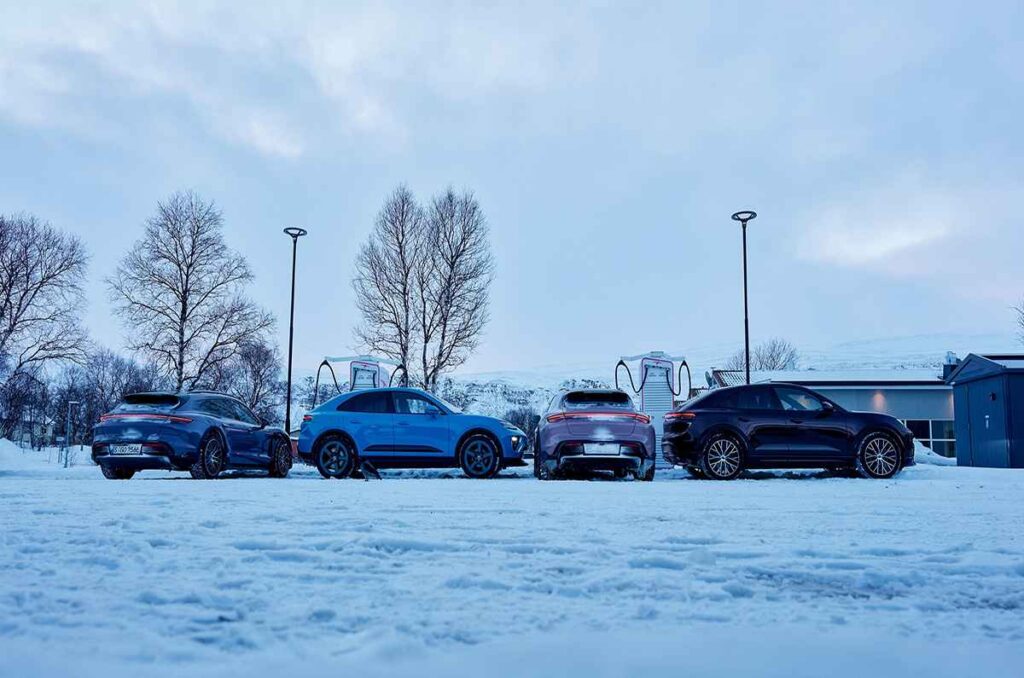 Un viaje eléctrico en el invierno con Porsche 0