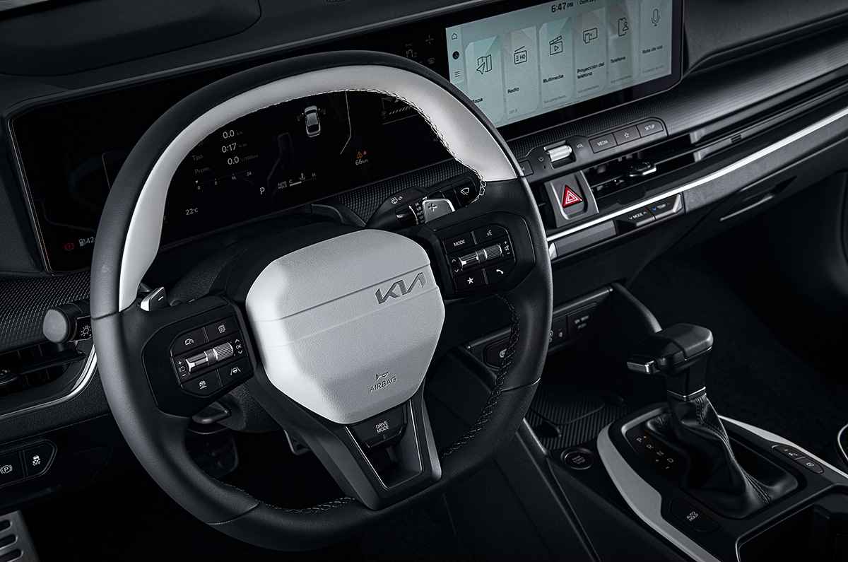 <strong>Kia K4 tiene uno de los 10 mejores interiores</strong>
