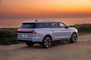 Lincoln Navigator 2025