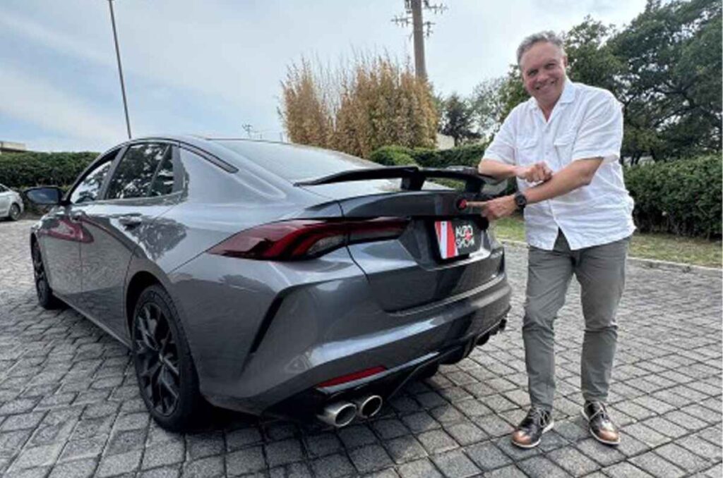 A prueba Dodge Attitude 2025 0