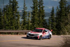 Acura a Pikes Peak