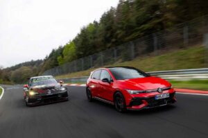 <strong>Golf GTI EDITION 50</strong>