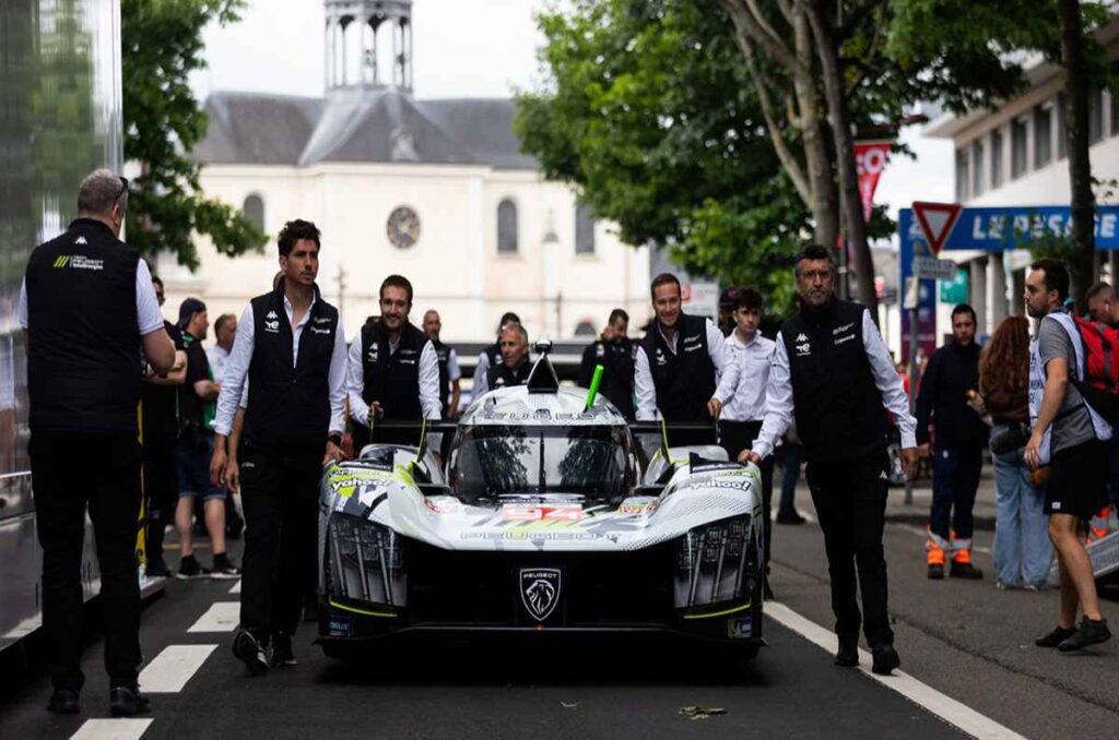 Peugeot TotalEnergies en pruebas para Le Mans 0