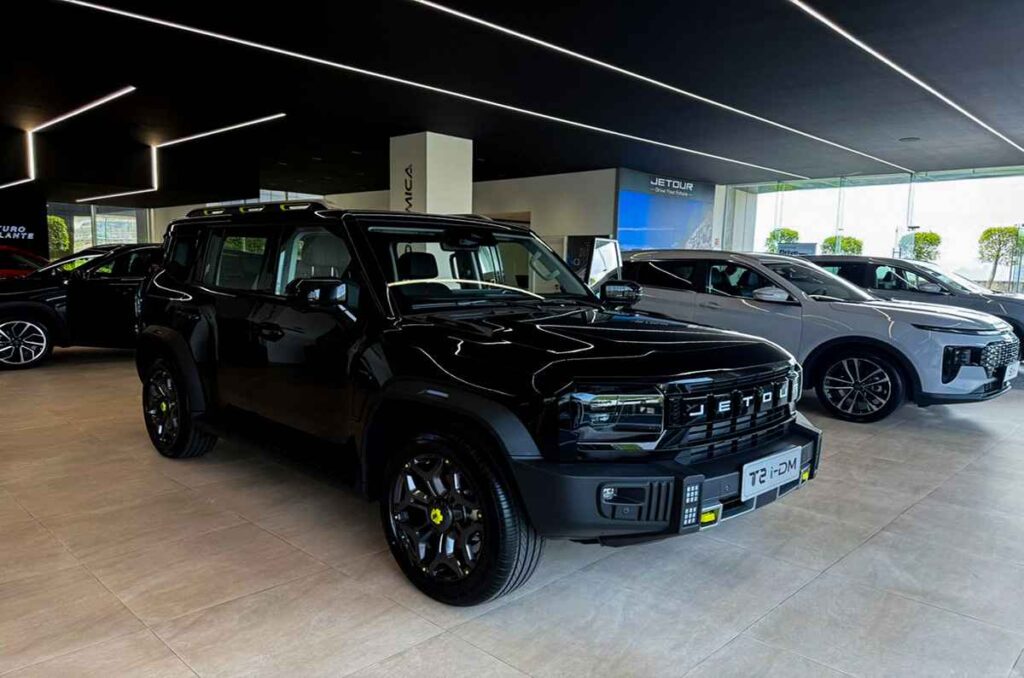 JETOUR SOUEAST estrecha lazos con Distribuidores 1
