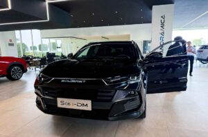 JETOUR SOUEAST estrecha lazos con Distribuidores