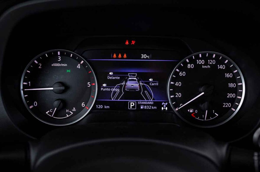 Nissan Frontier 1