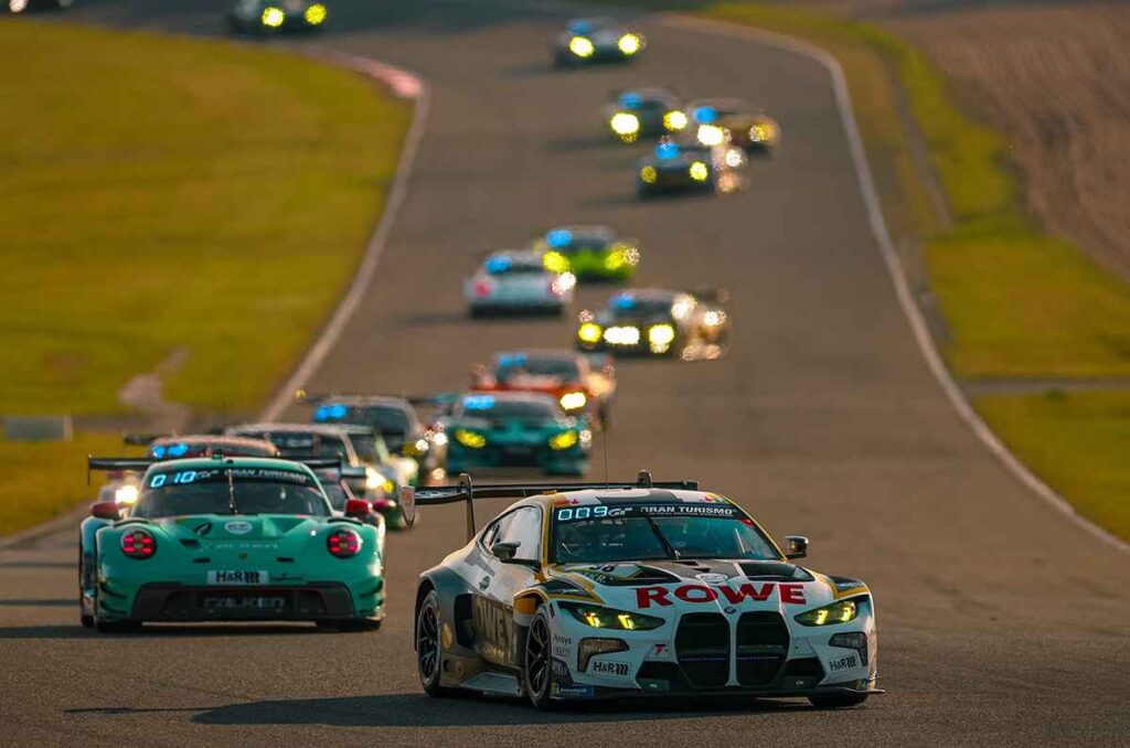 BMW M4 GT3 EVO en 24h Nürburgring 1