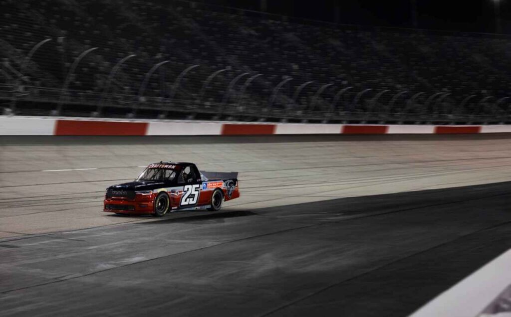 <strong>Ram regresa a la NASCAR</strong> 1