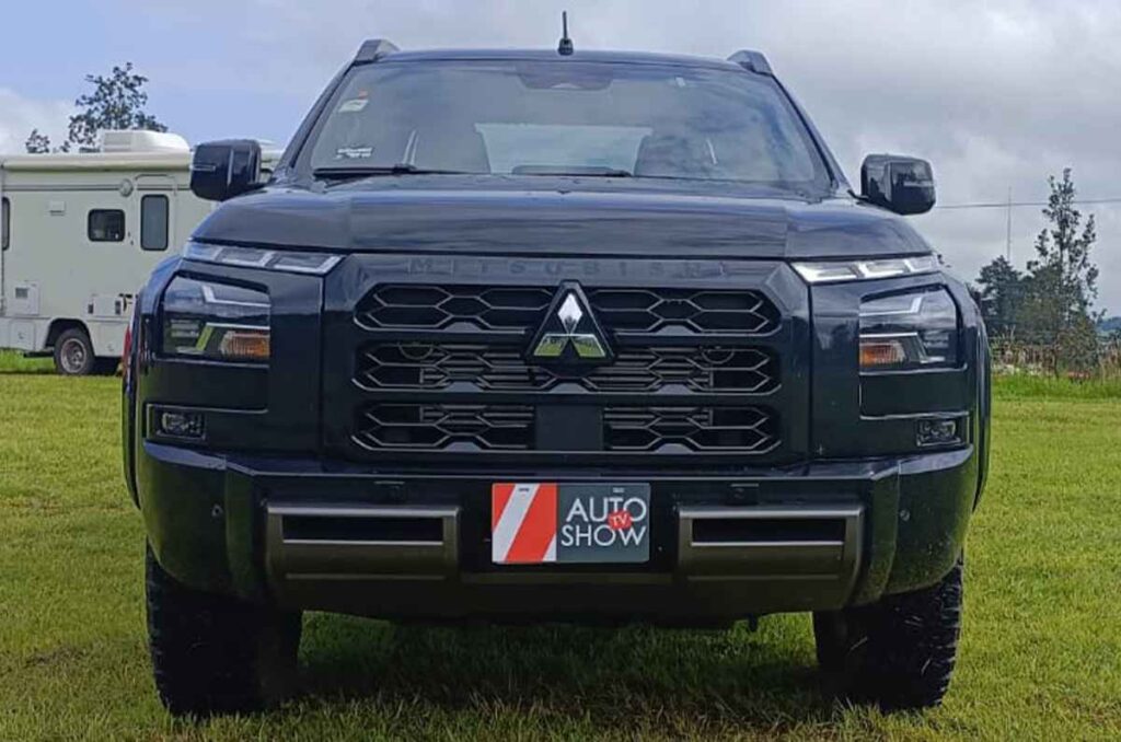 Mitsubishi L200 GSR 2
