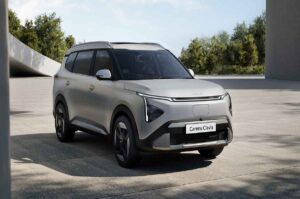 <strong>Kia Carens Clavis EV</strong>