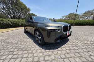 BMW X7 M60i