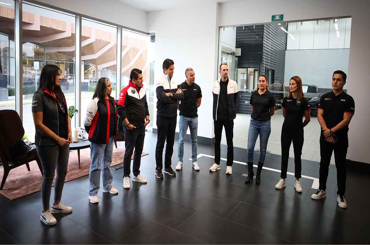 Porsche AG certificó a  instructores de manejo mexicanos